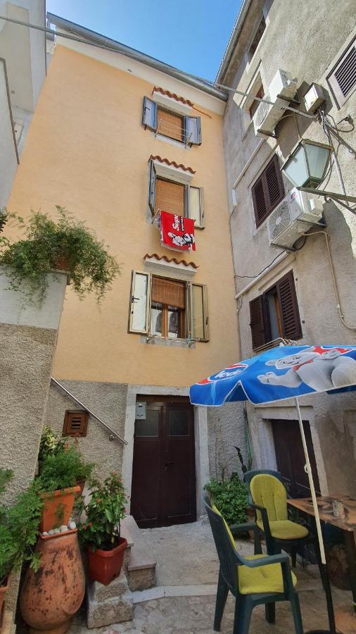 Franceska Apartmani Cres Eksteriør billede