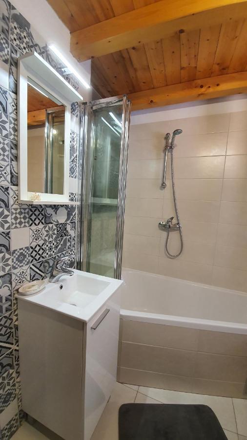 Franceska Apartmani Cres Eksteriør billede
