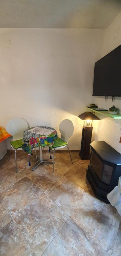 Franceska Apartmani Cres Eksteriør billede