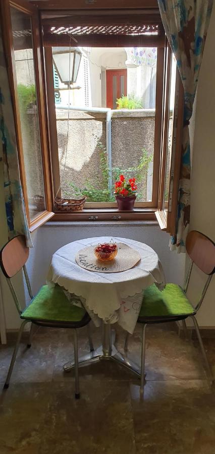 Franceska Apartmani Cres Eksteriør billede