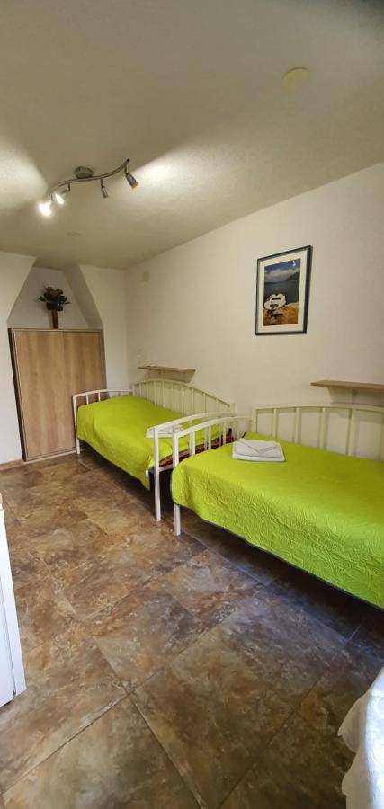 Franceska Apartmani Cres Eksteriør billede
